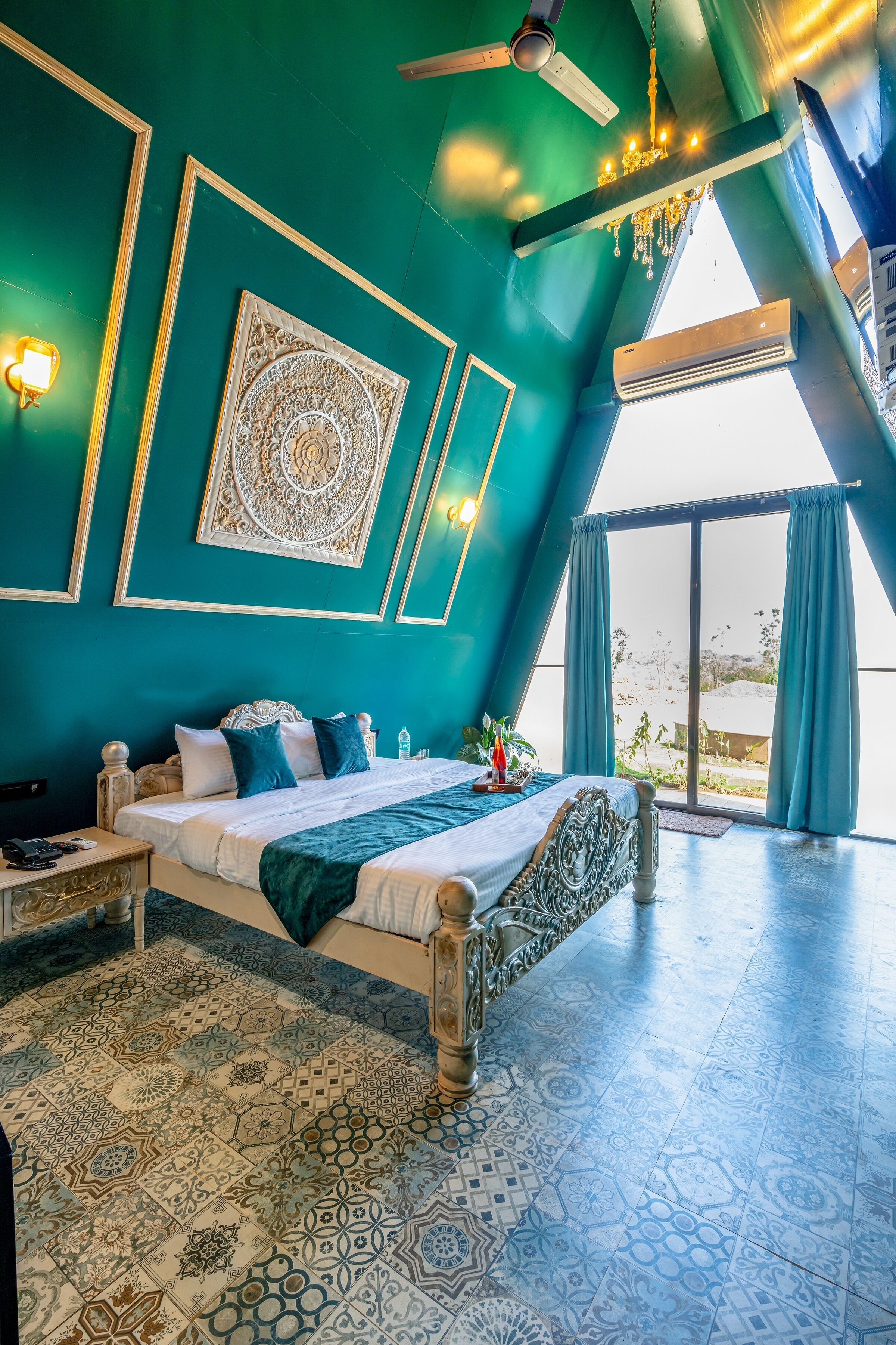 Dio Regaalo Theme Resort