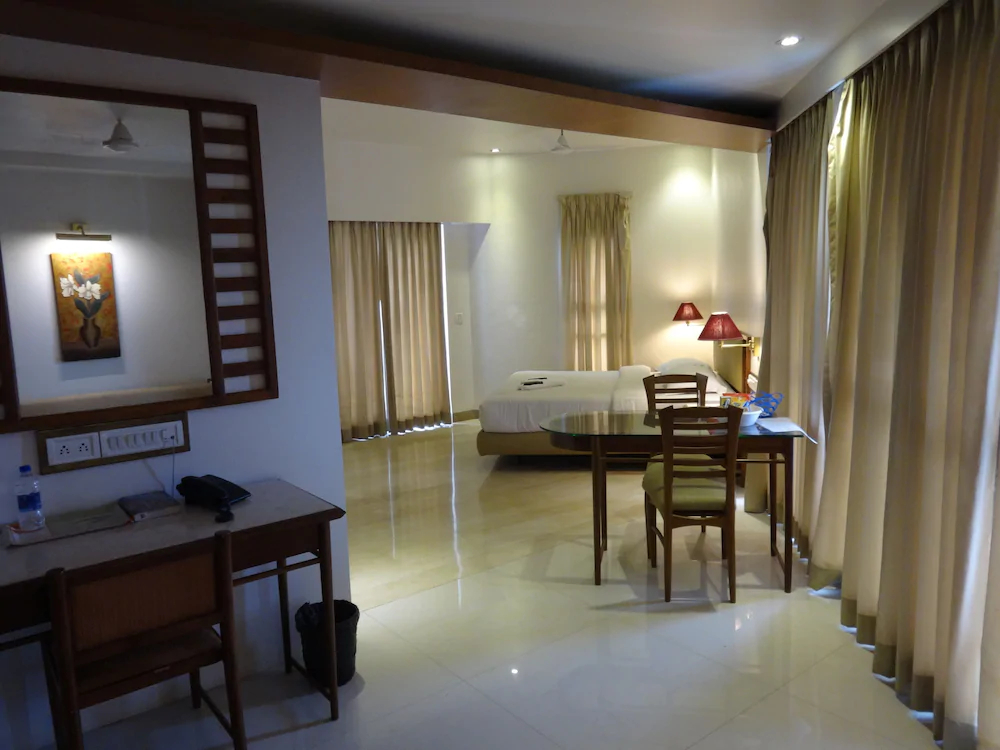 Hotel Maharaja Regency