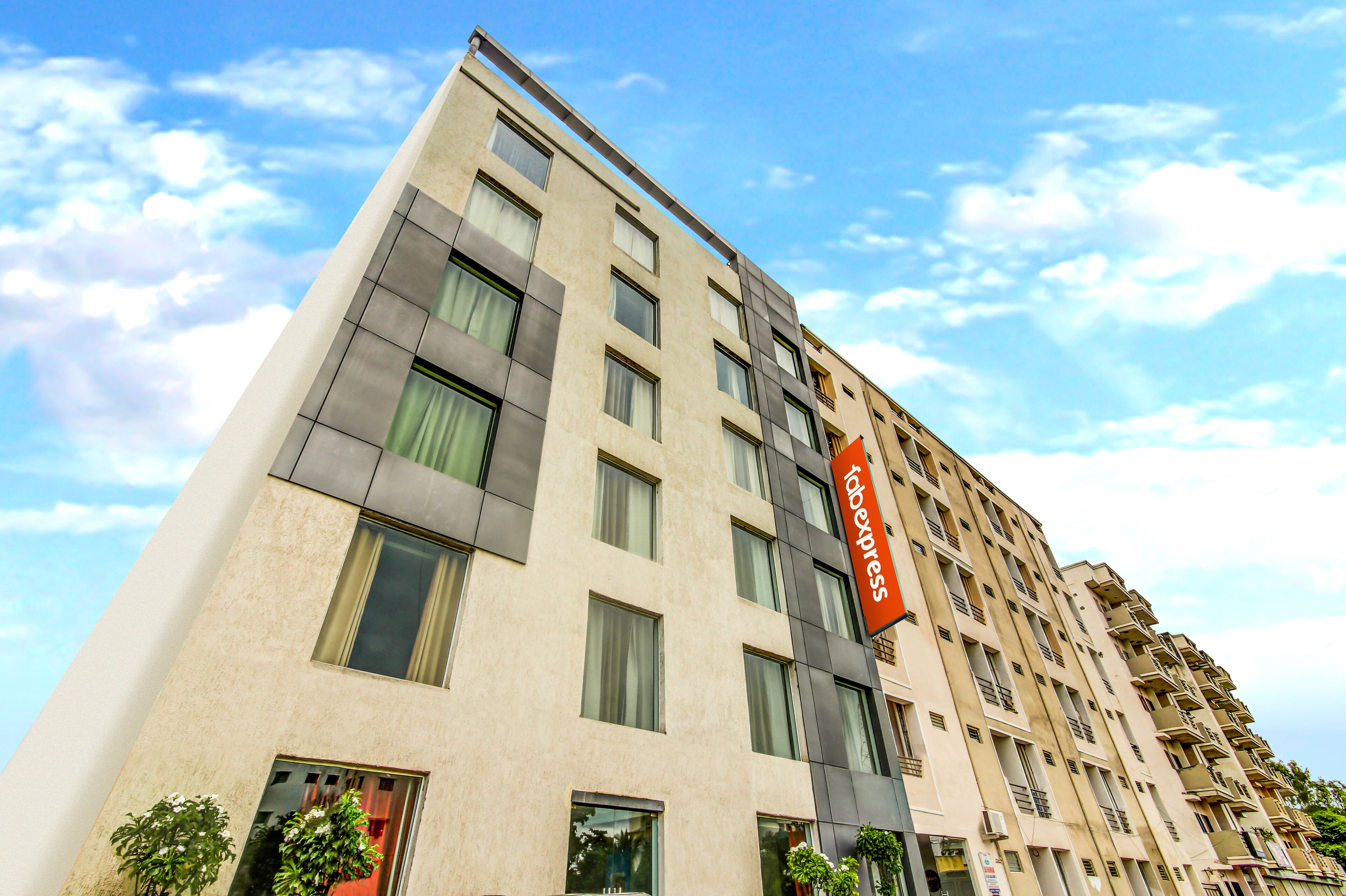 Classio Suites by FabHotel