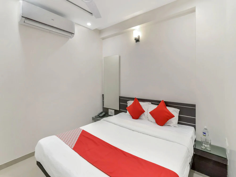 Hotel Shri Govind