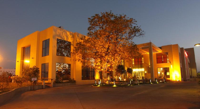 St Laurn The Spiritual Resort