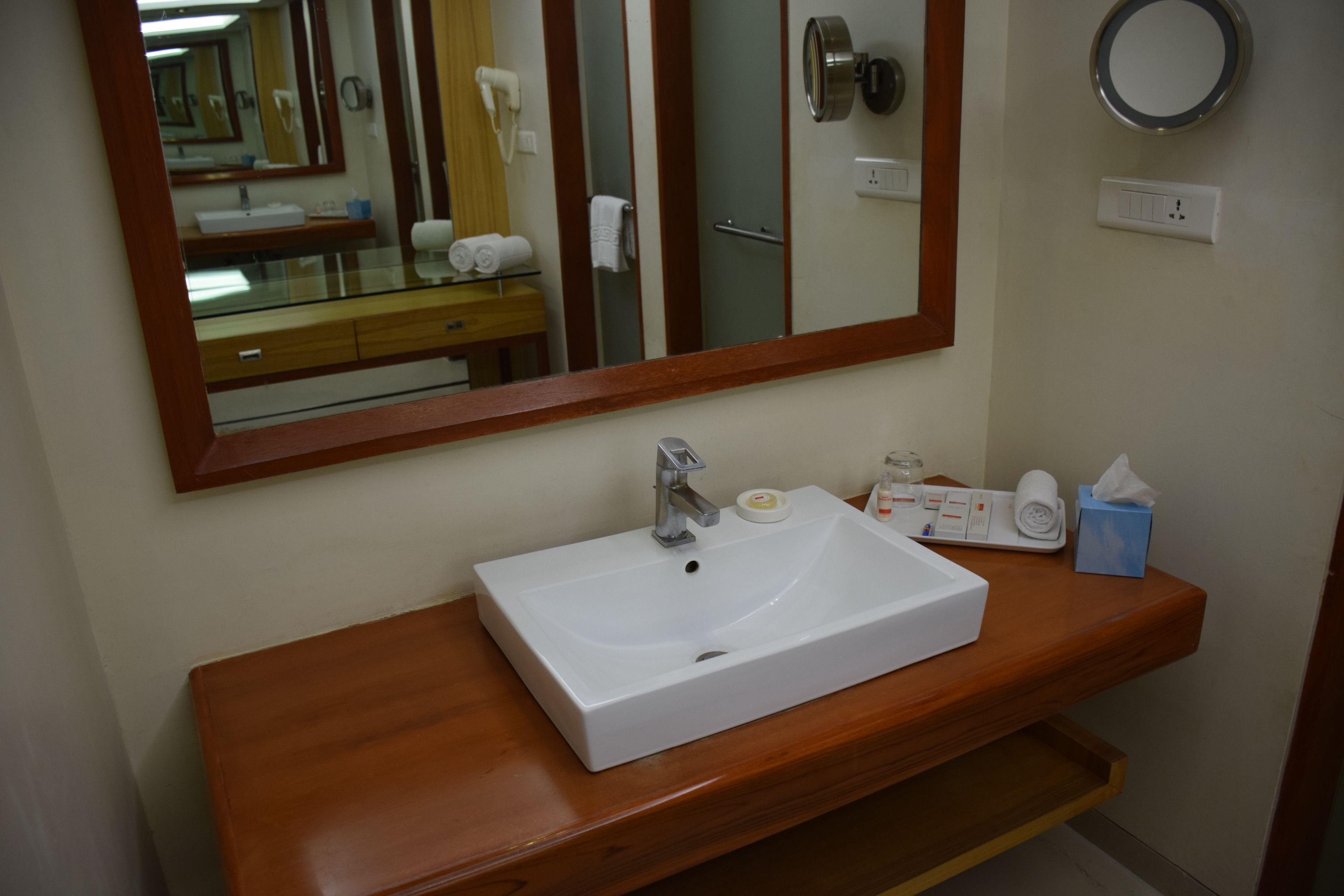 St Laurn The Spiritual Resort