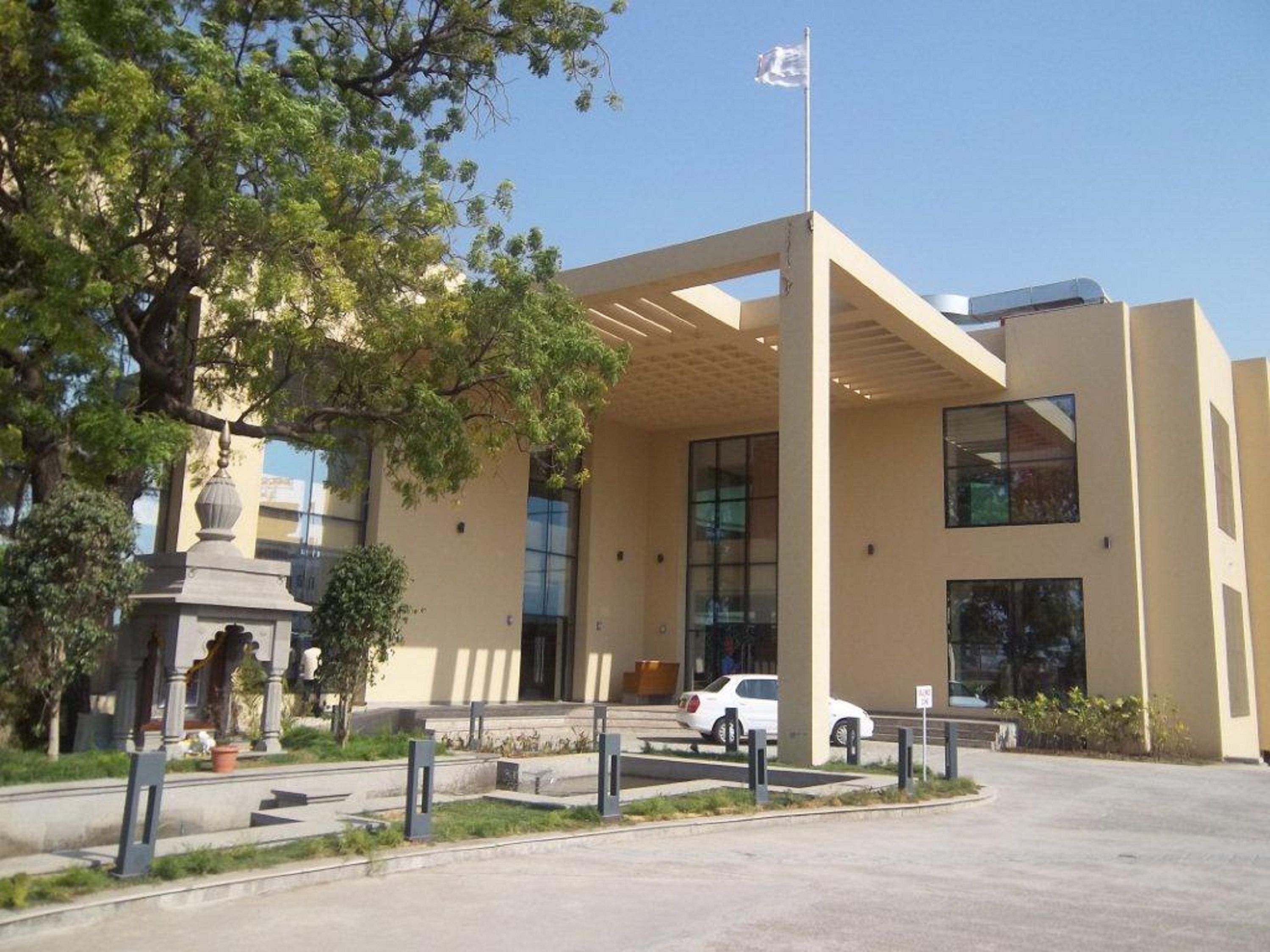 St Laurn The Spiritual Resort
