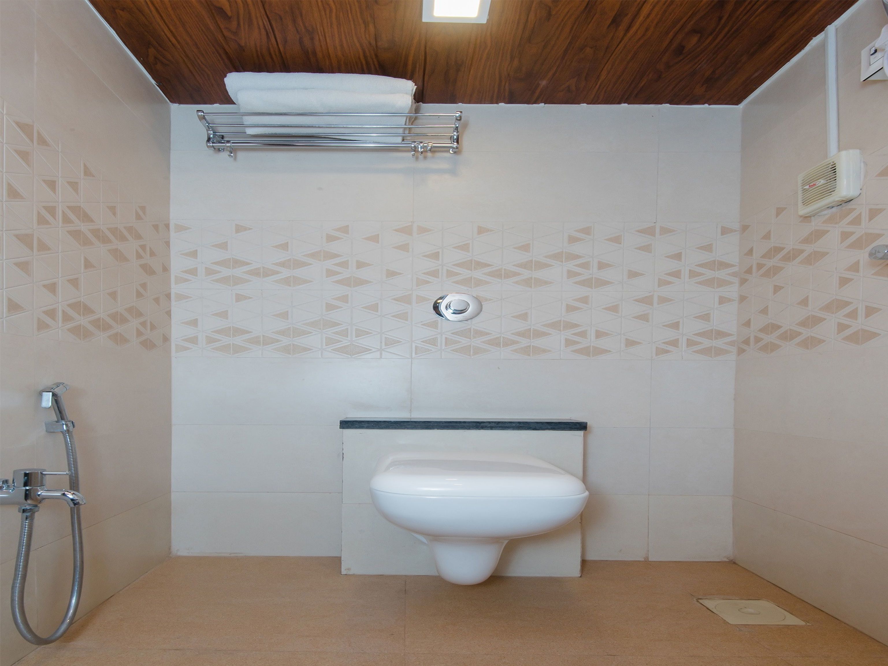 Hotel Imperial by OYO Rooms