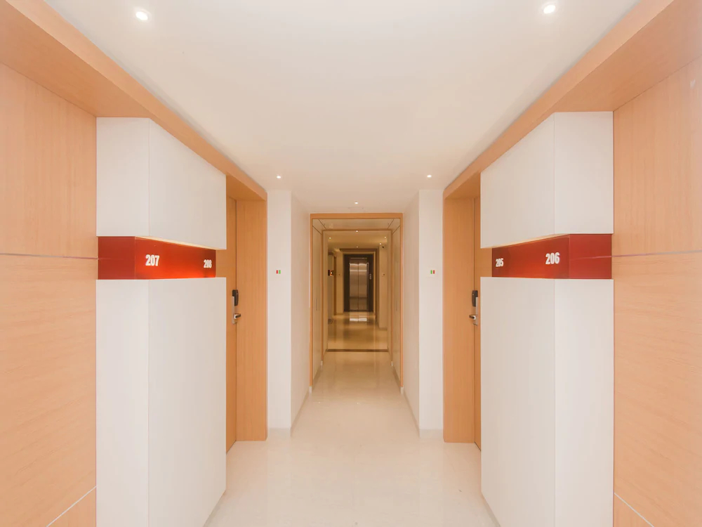 OYO 16718 Hotel Aditya Residency