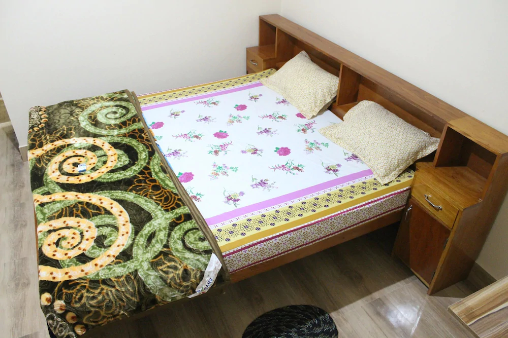 Pumpkin Vibgyor Guest House