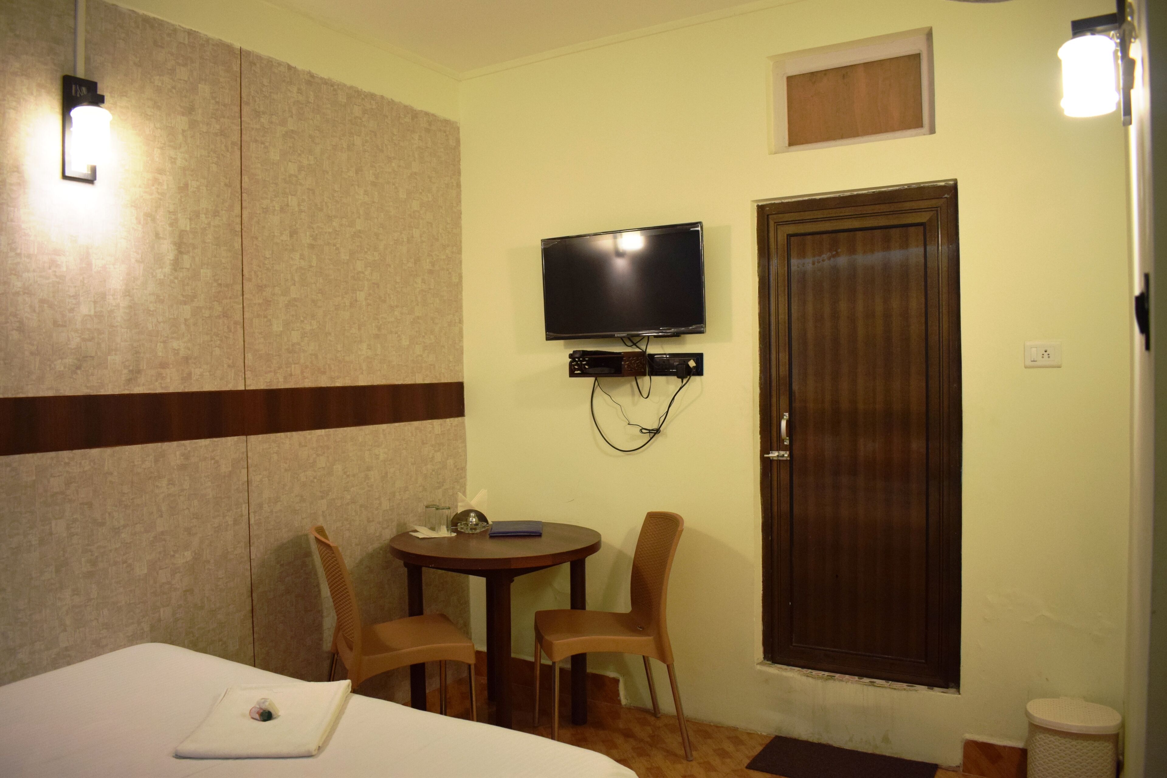 Lily Guest House