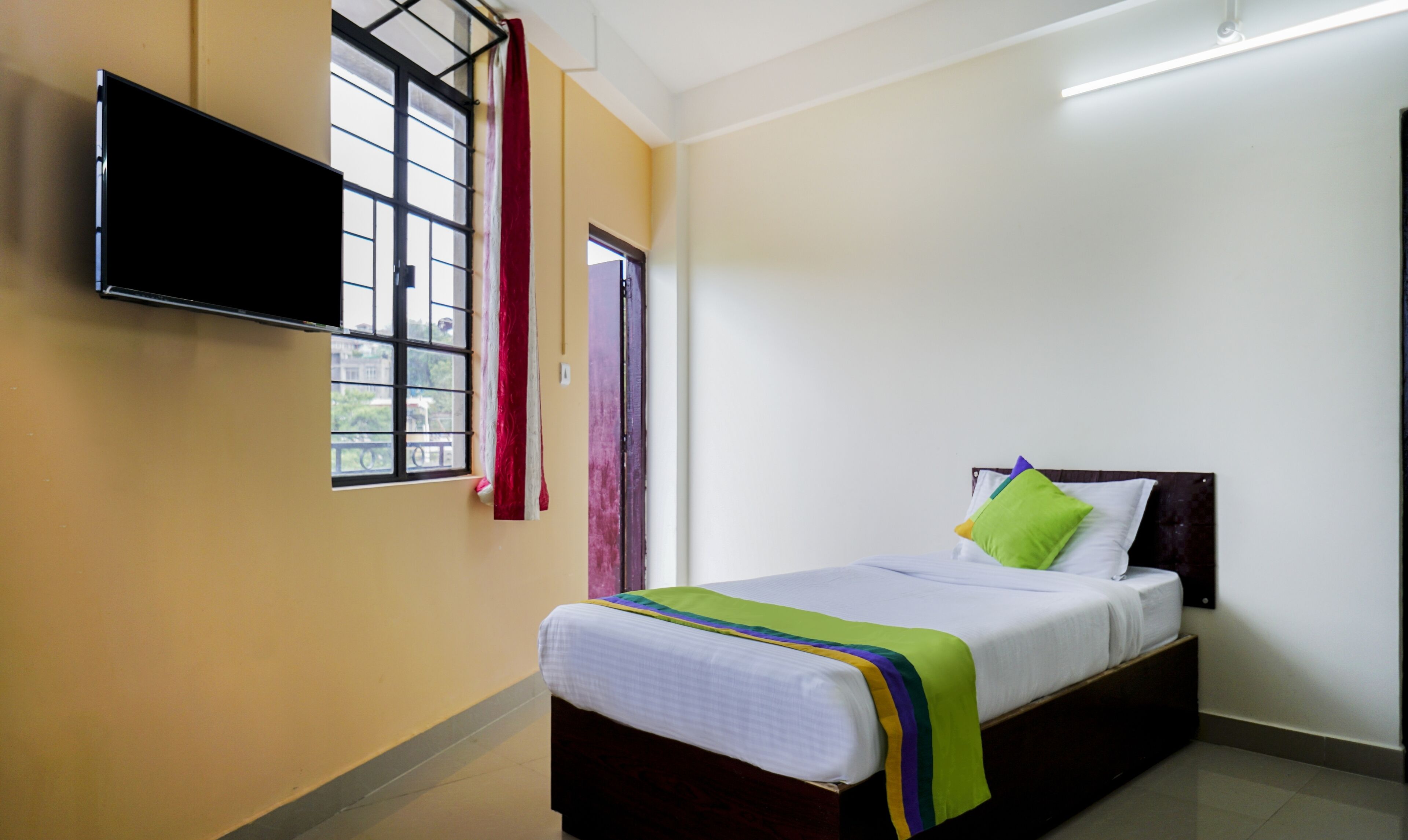 Nirvana Guest House by Treebo