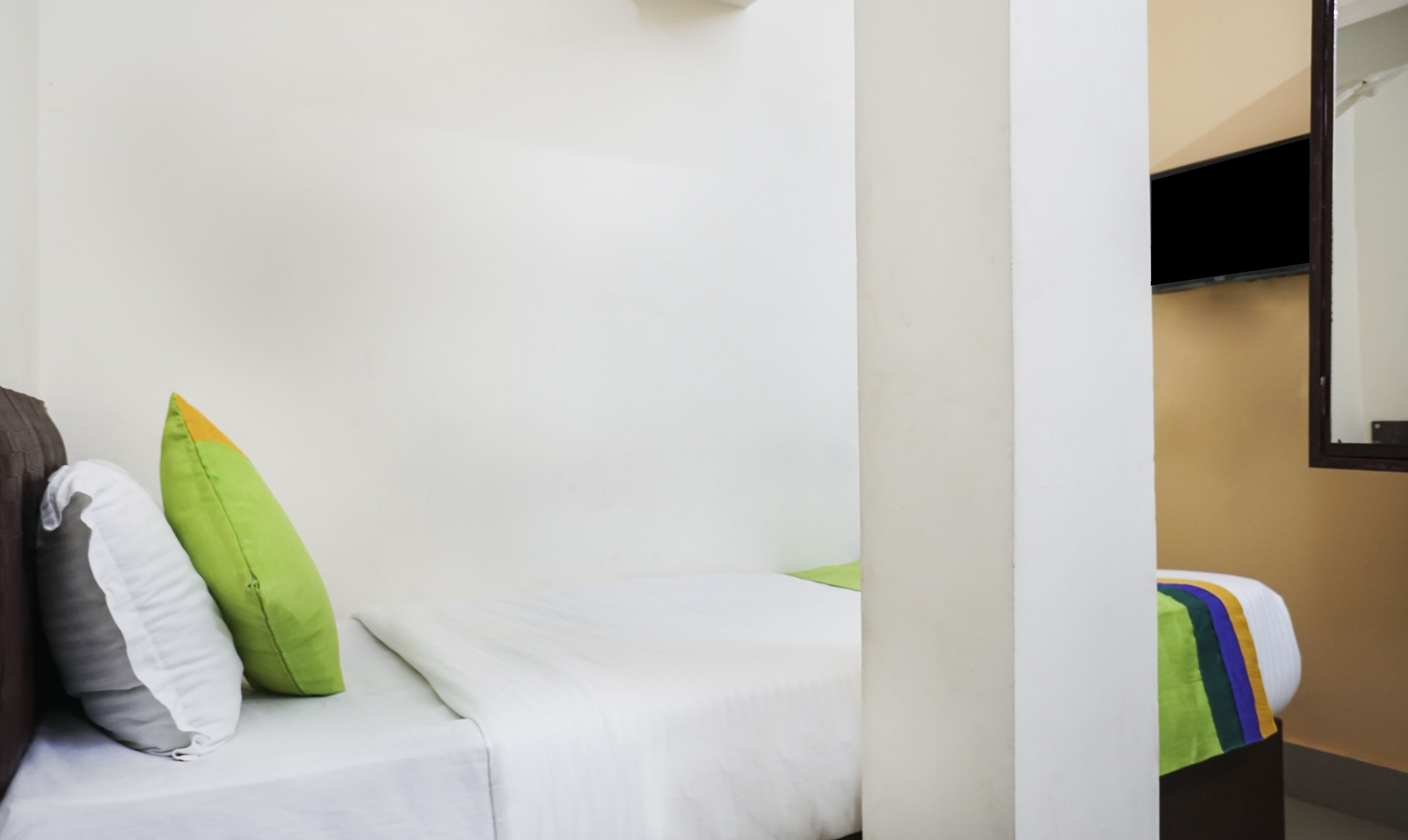 Nirvana Guest House by Treebo