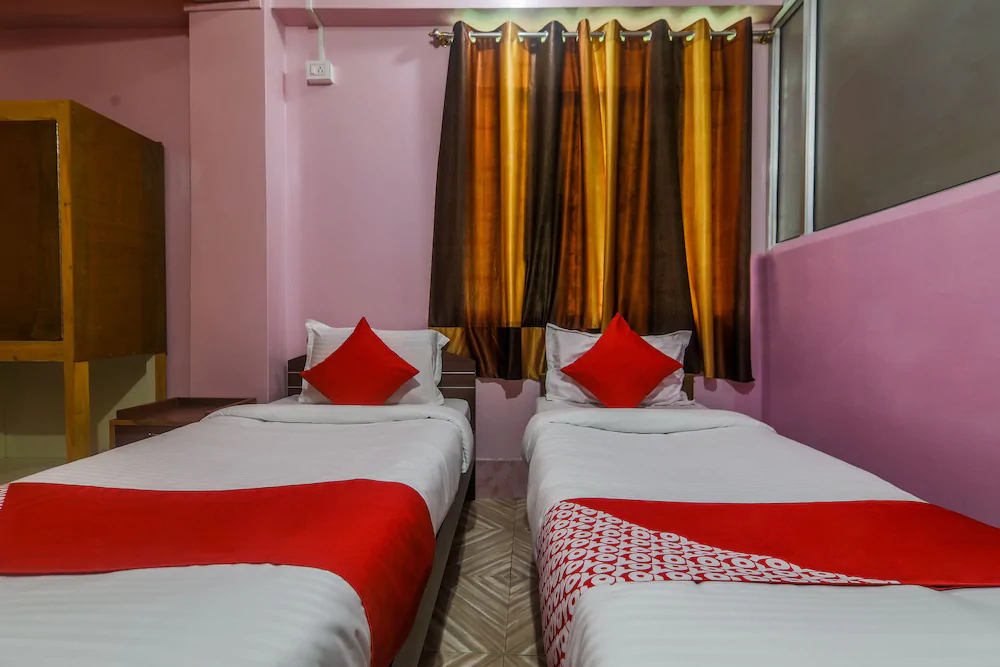 OYO 18330 Stay At Jo's Guest House