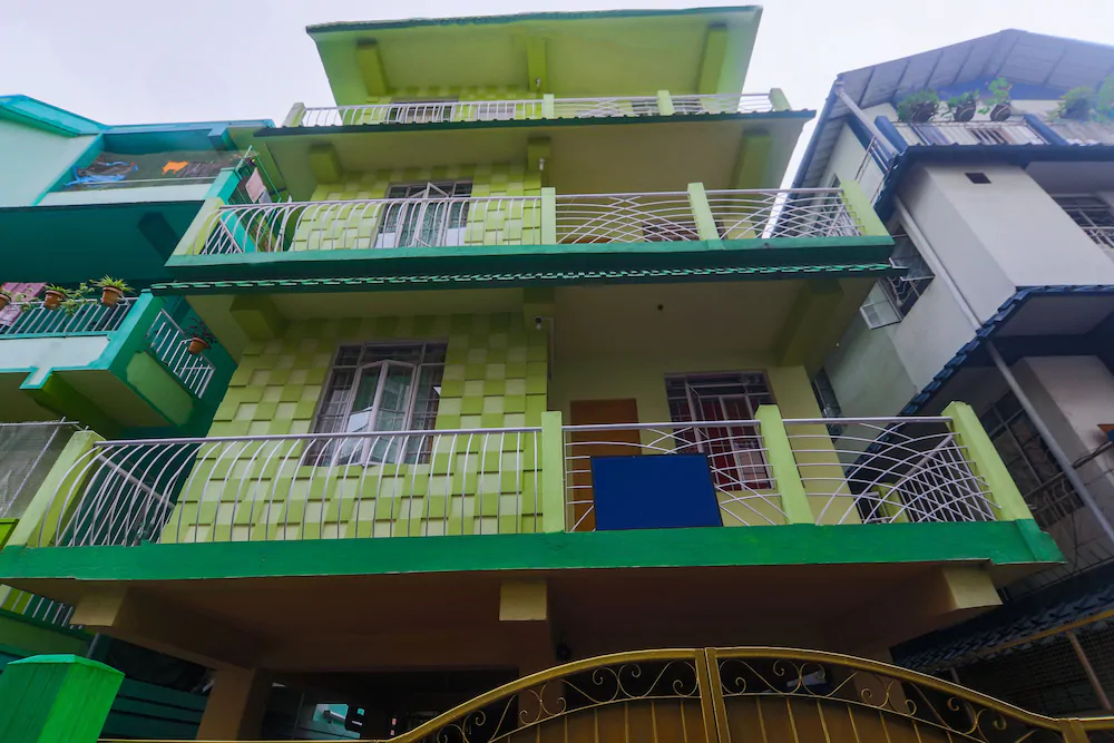 OYO 18330 Stay At Jo's Guest House