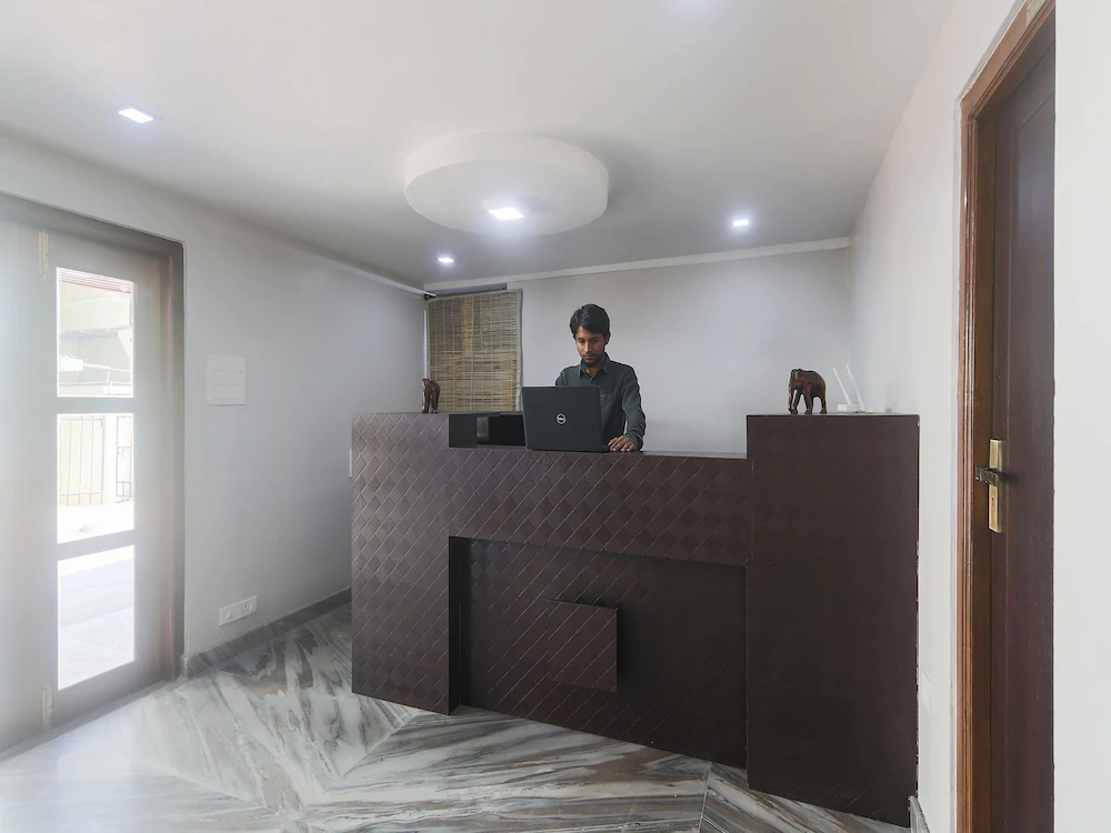 OYO 19292 55 Pillars House