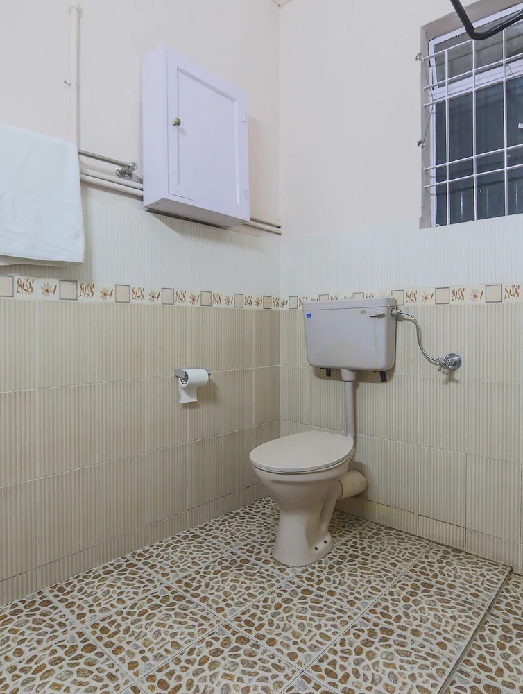 OYO 22570 Amenity Guest House