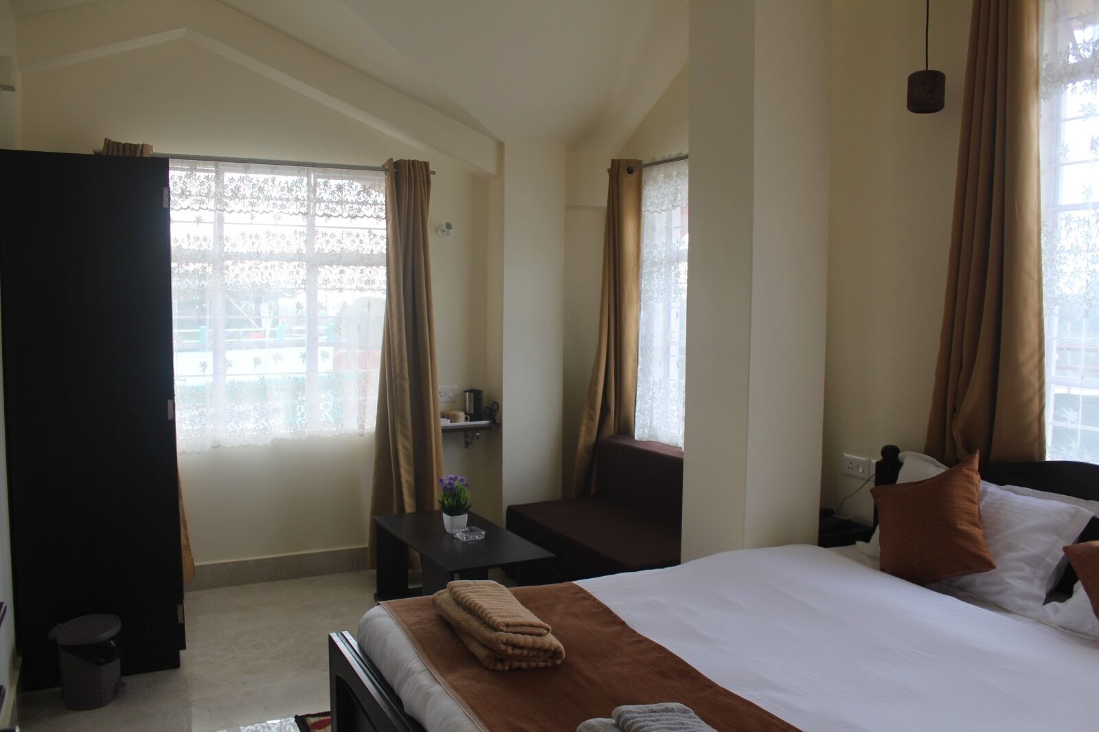 Vanagleda-A Boutique Guest House