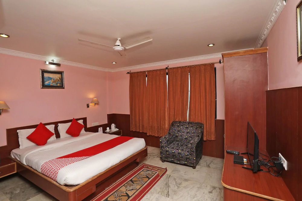 Amrapalli Resorts By OYO Rooms
