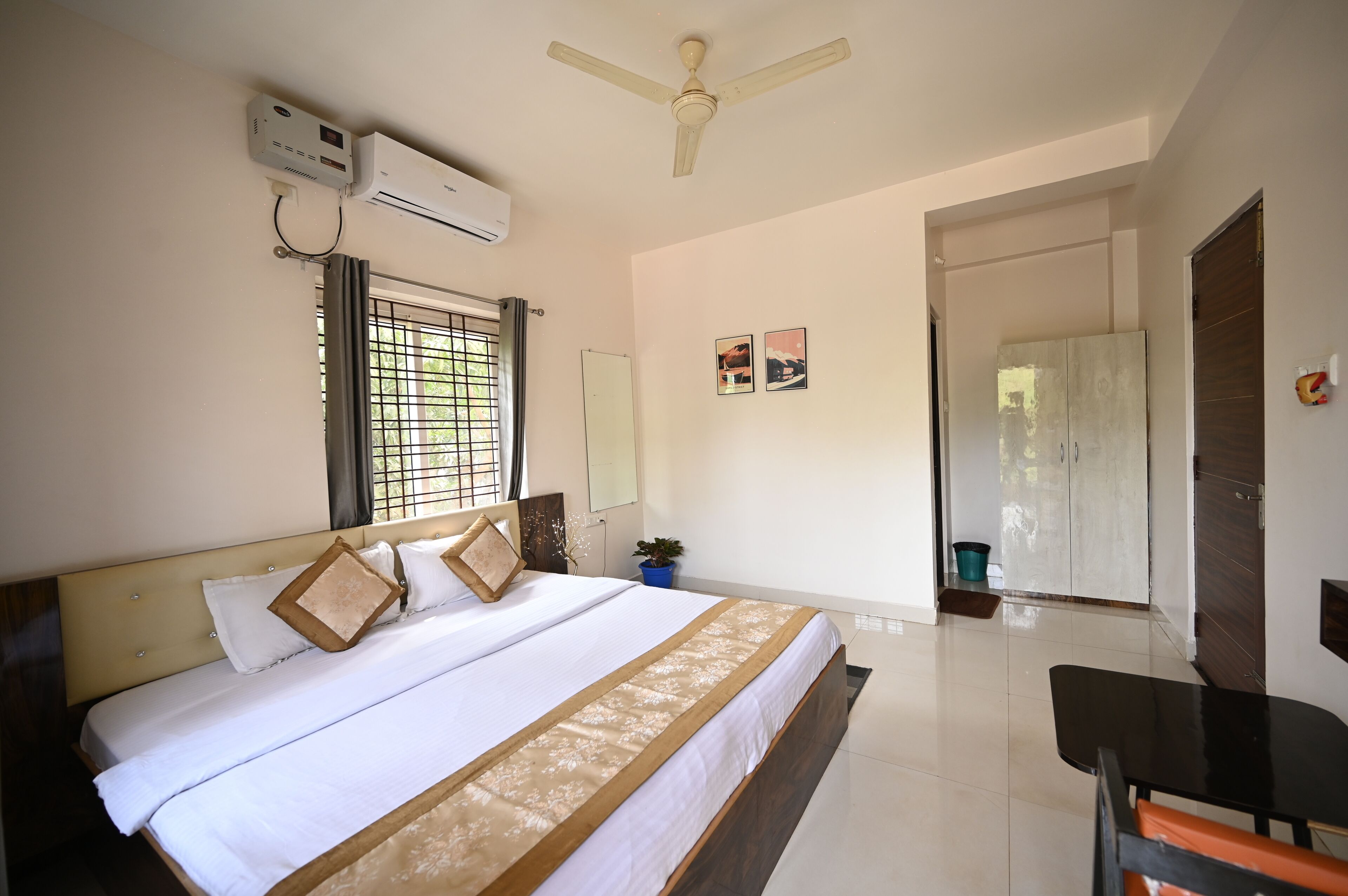 Clover Villa Hotels
