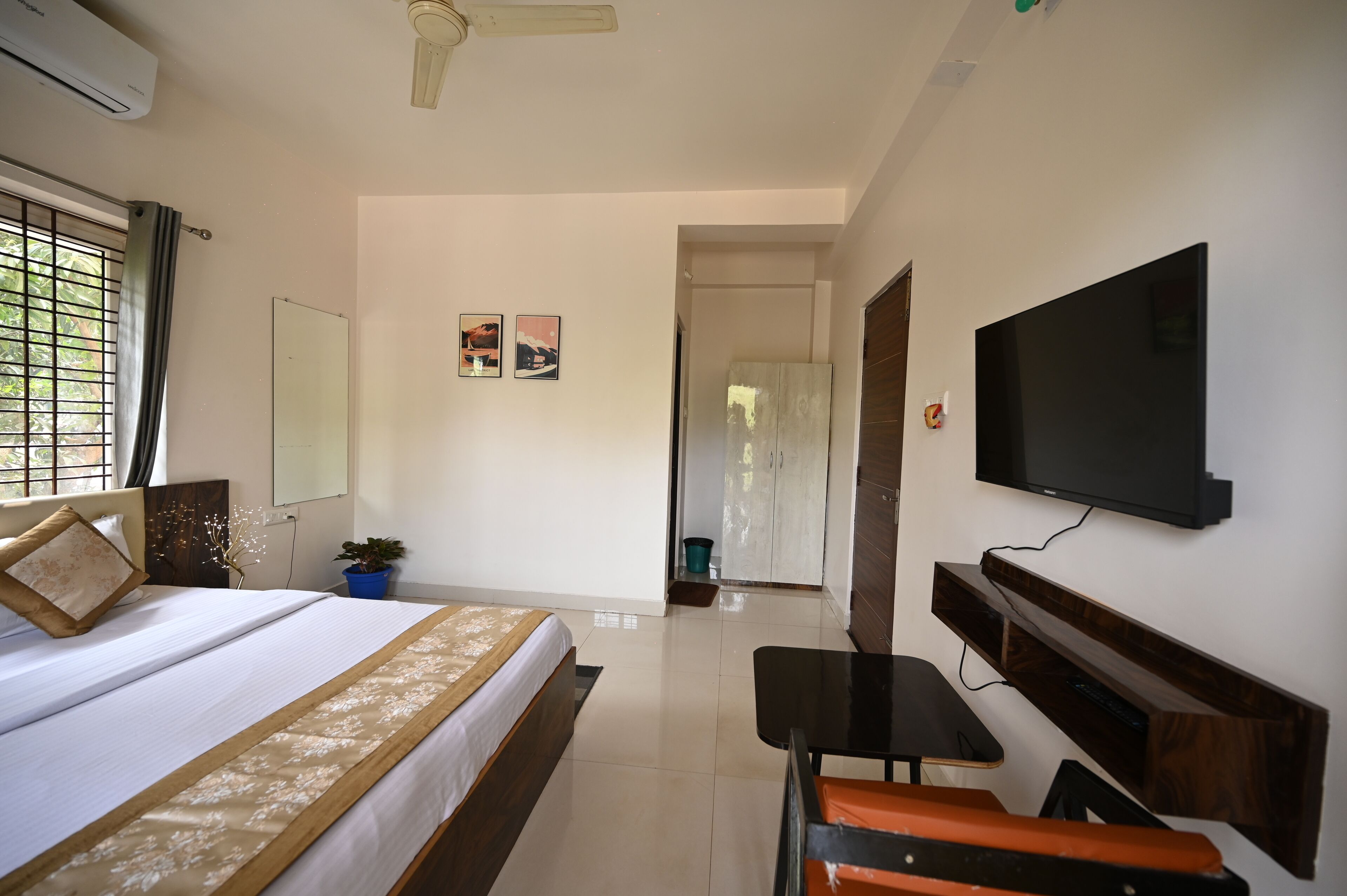 Clover Villa Hotels