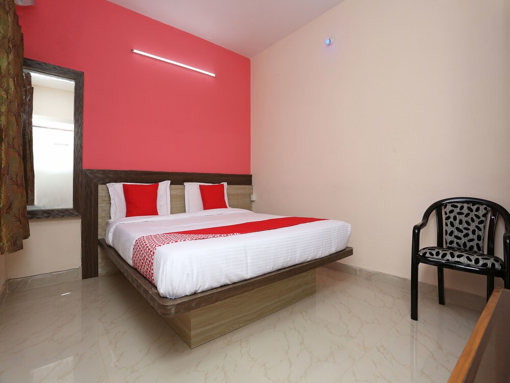 Greenland Inn By OYO Rooms