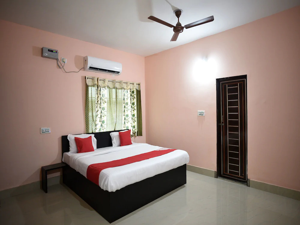 Hotel Dream Castle By OYO Rooms