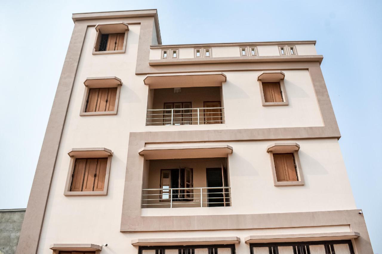 Hotel Haimabati Palace by OYO Rooms