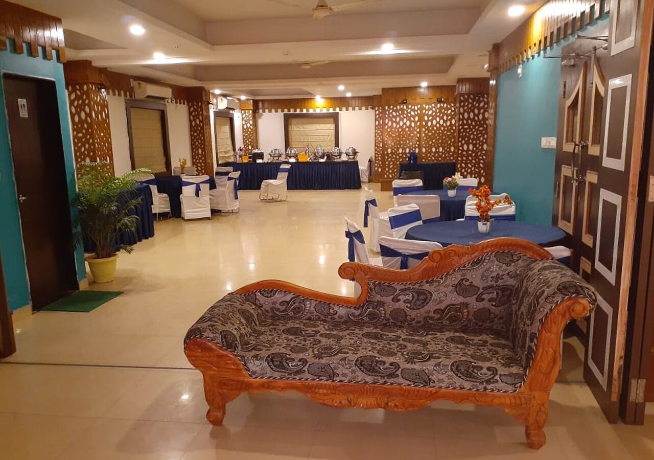 Hotel Lal Qila