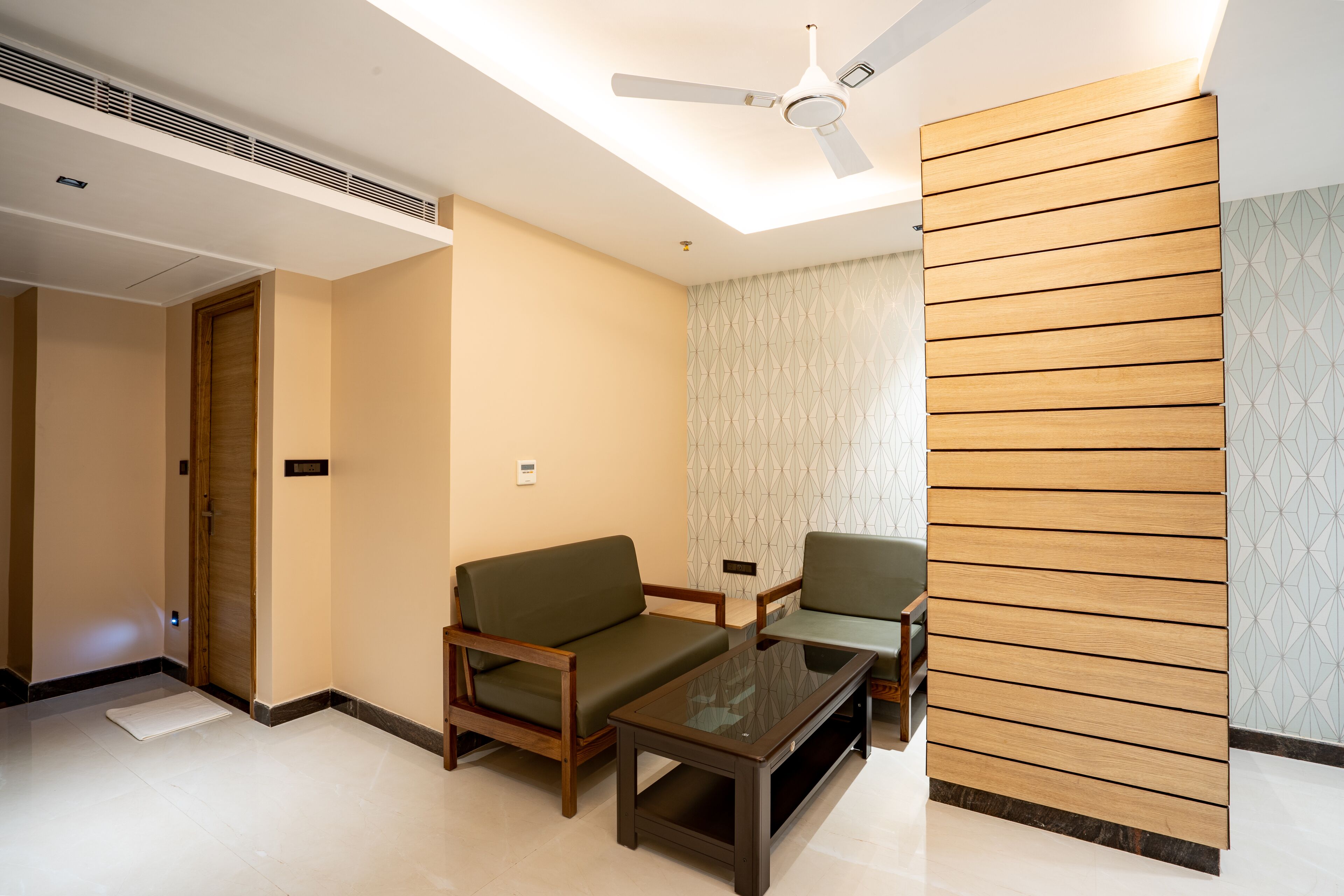Hotel Lucky India