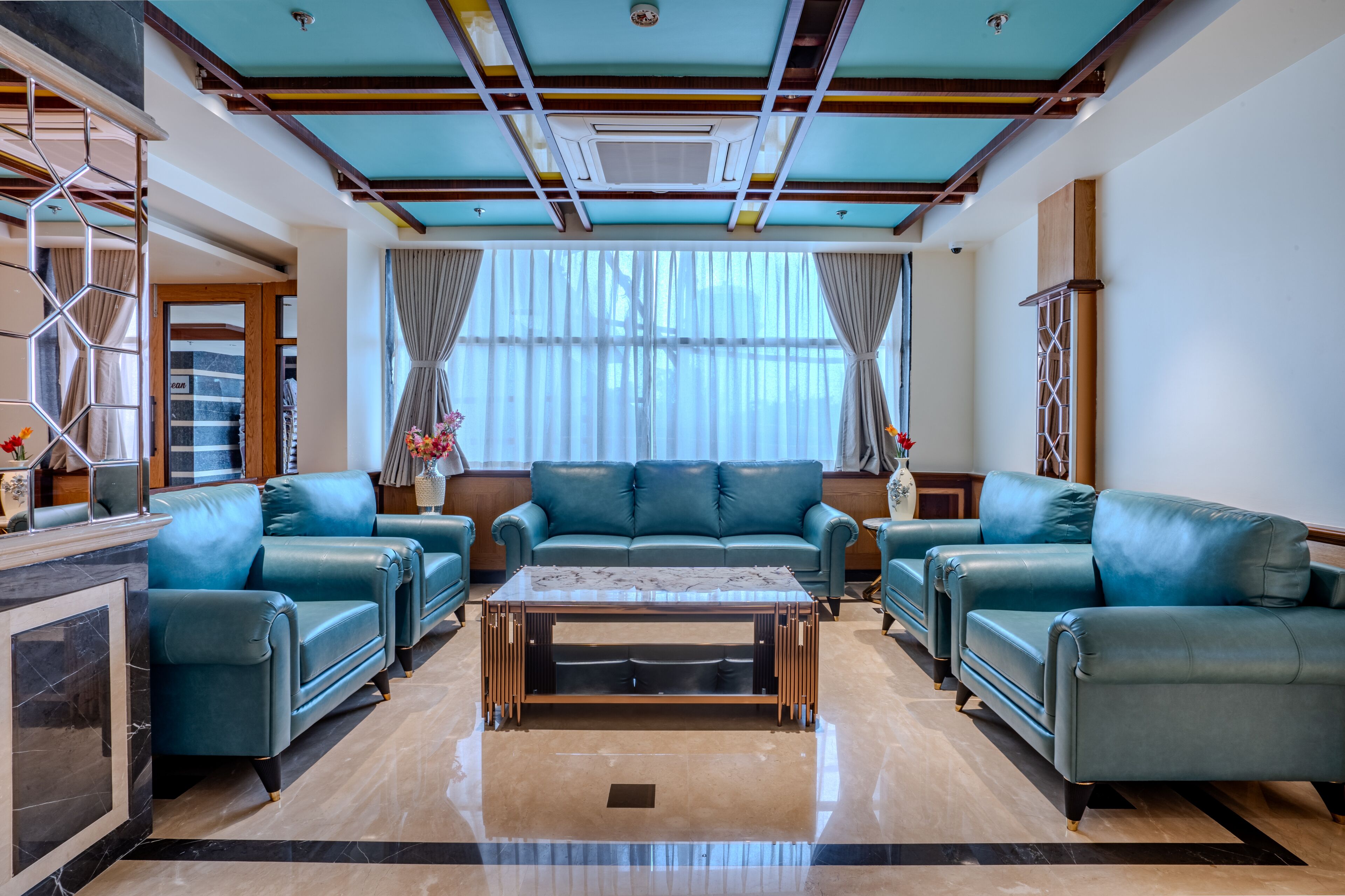 Hotel Lucky India