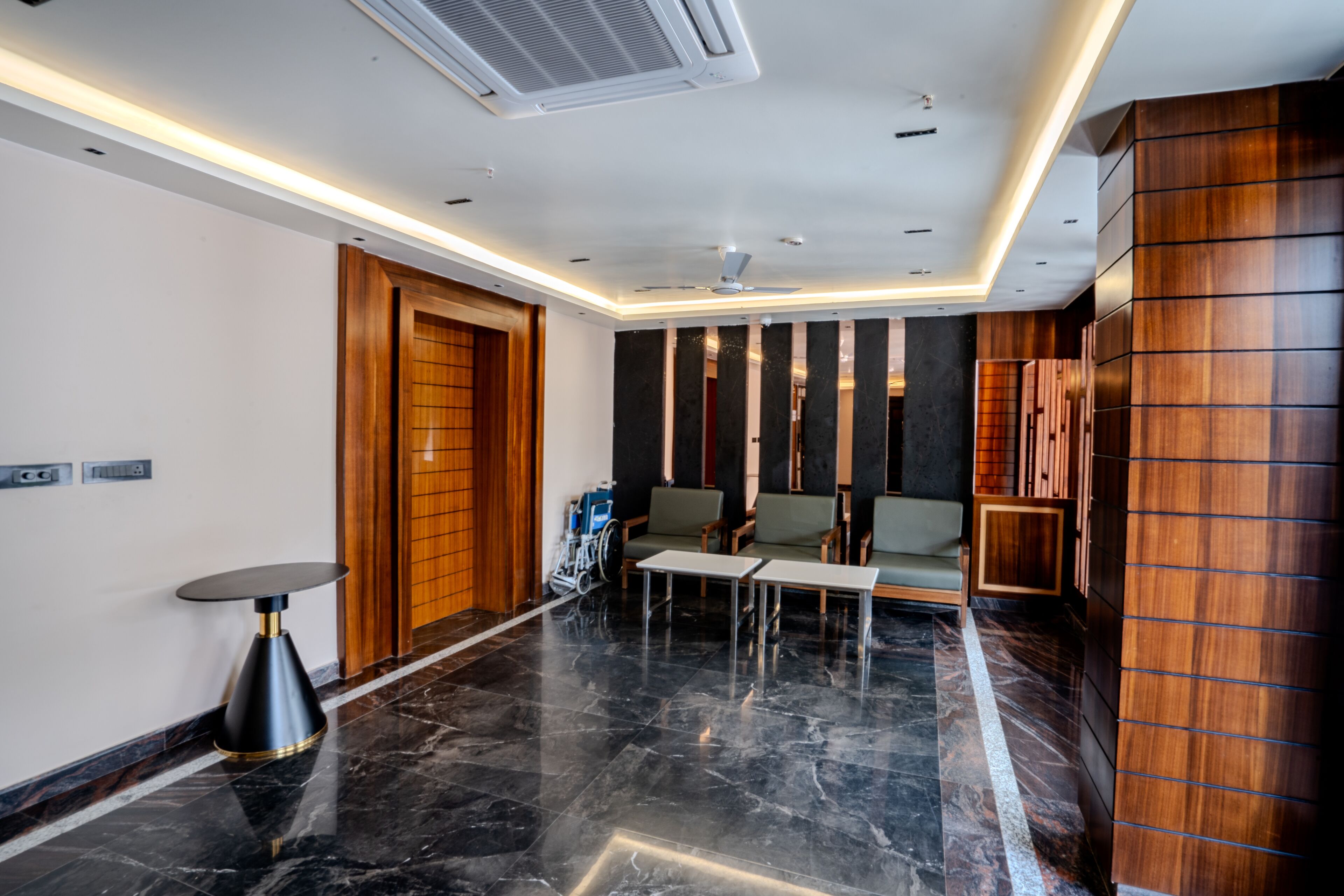 Hotel Lucky India