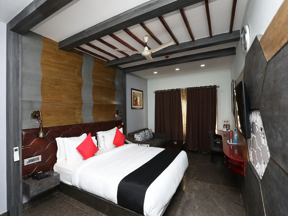 Hotel Middleton By OYO Rooms