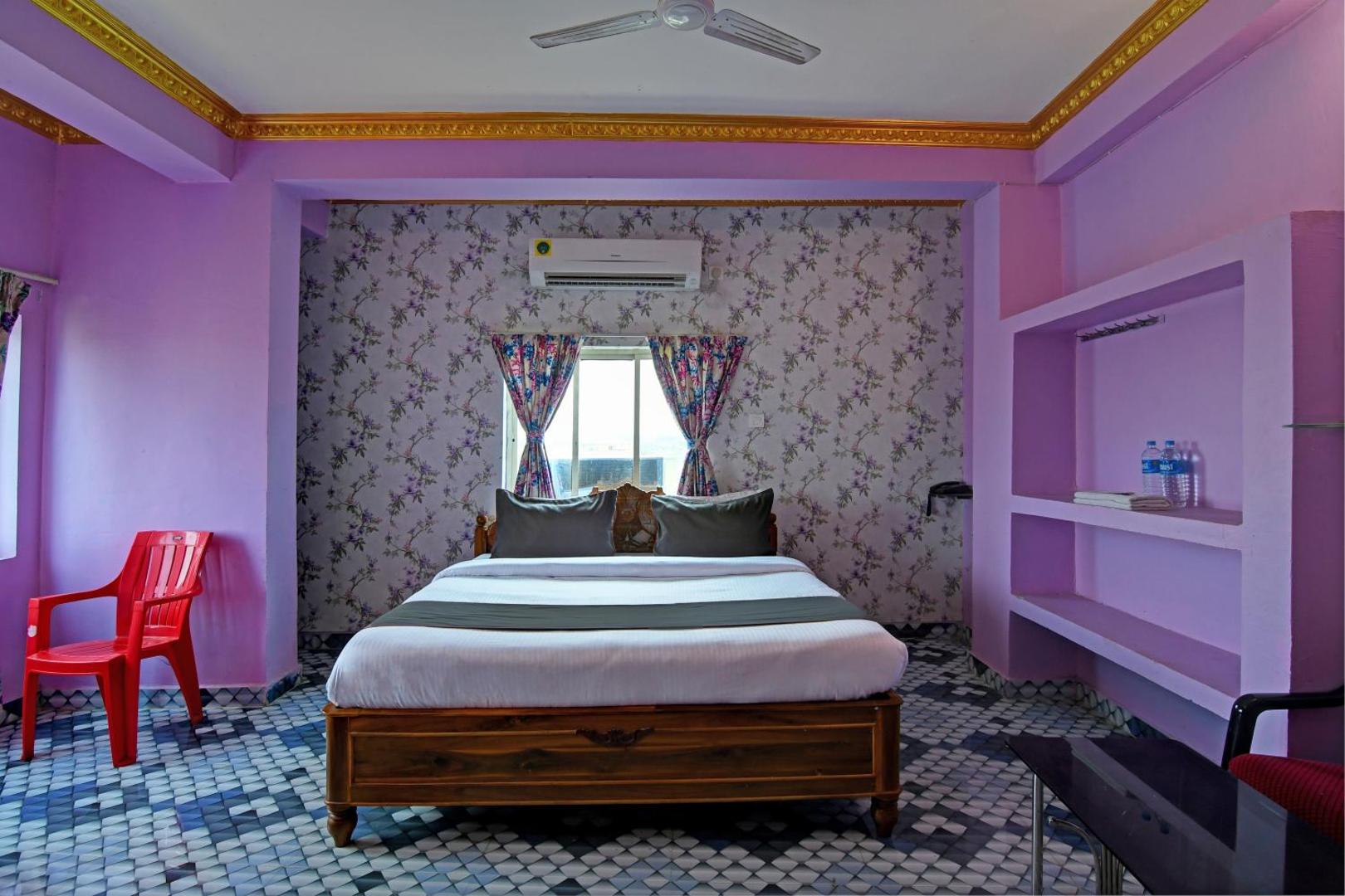 Hotel O Sri Govinda