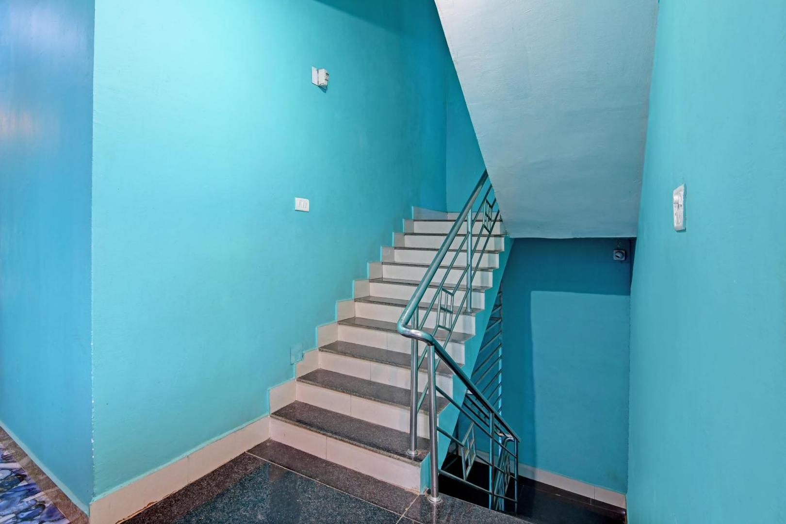 Hotel O Sri Govinda