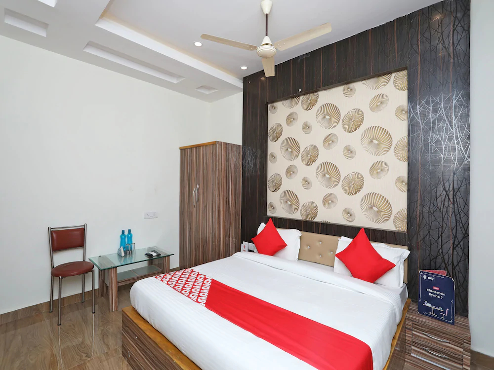 Hotel Rainbow By OYO Rooms