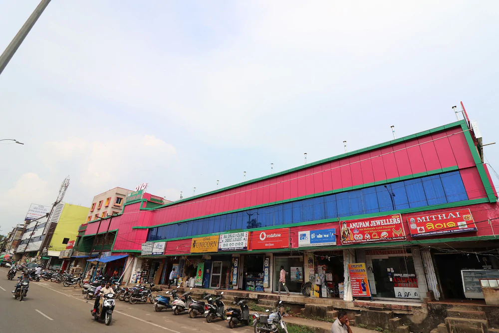 Hotel Royal Green By OYO Rooms