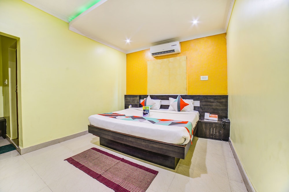 Hotel Royal Guest House by FabHotels