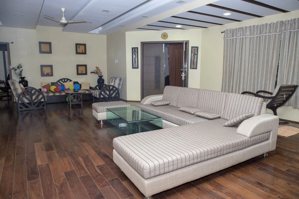 Hotel White House Inn By OYO Rooms