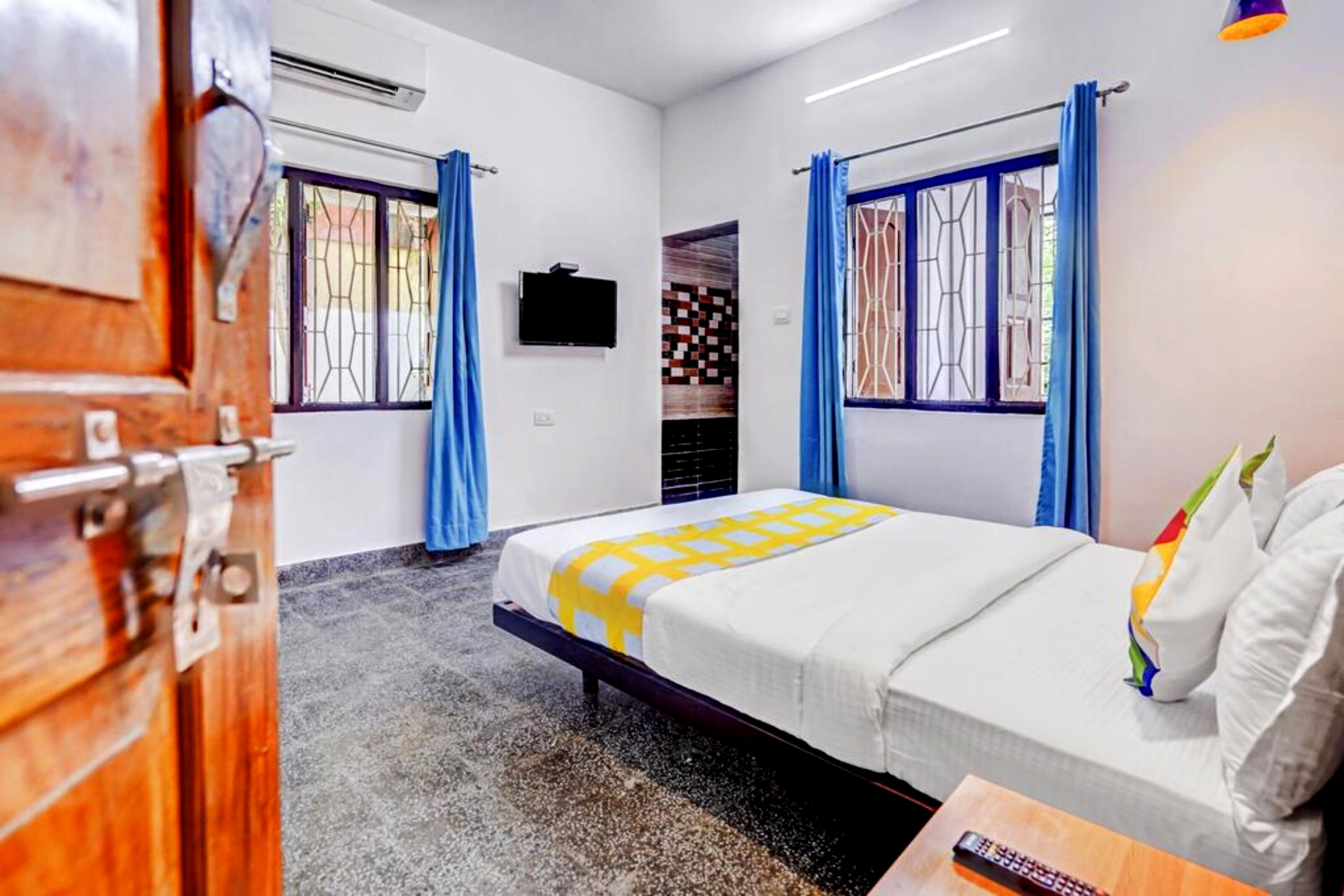 Luxury Star Inn 3 Bhubaneswar by Goroomgo