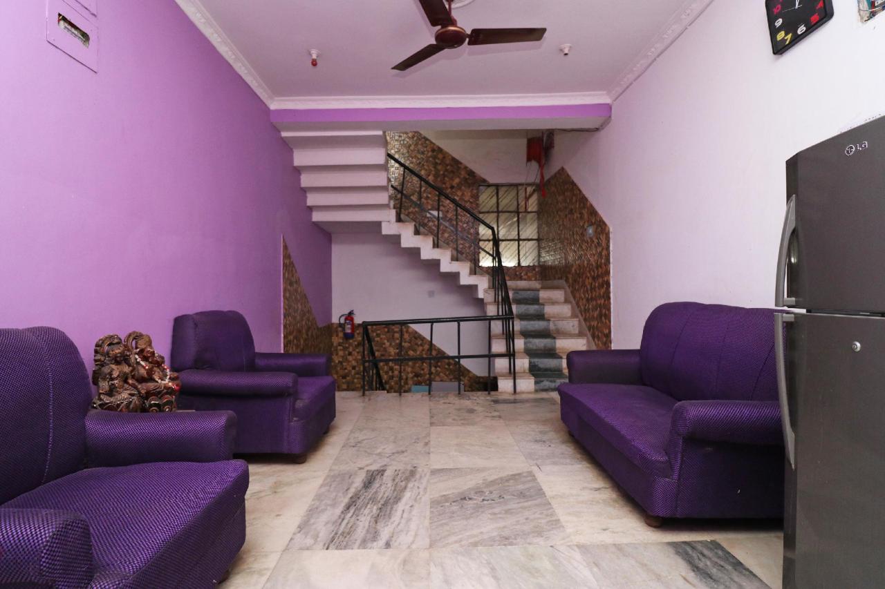 Maitri Residency by OYO Rooms