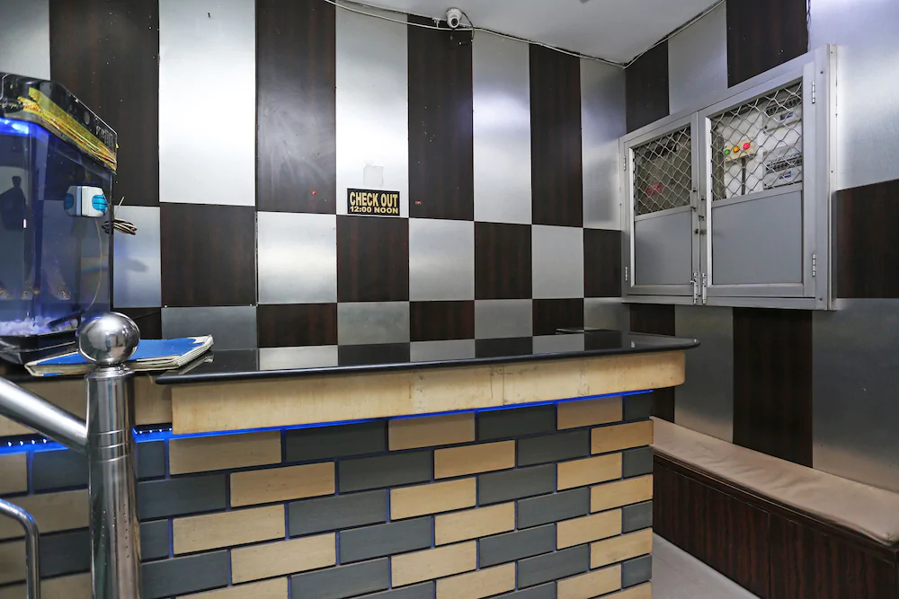 New Central By OYO Rooms