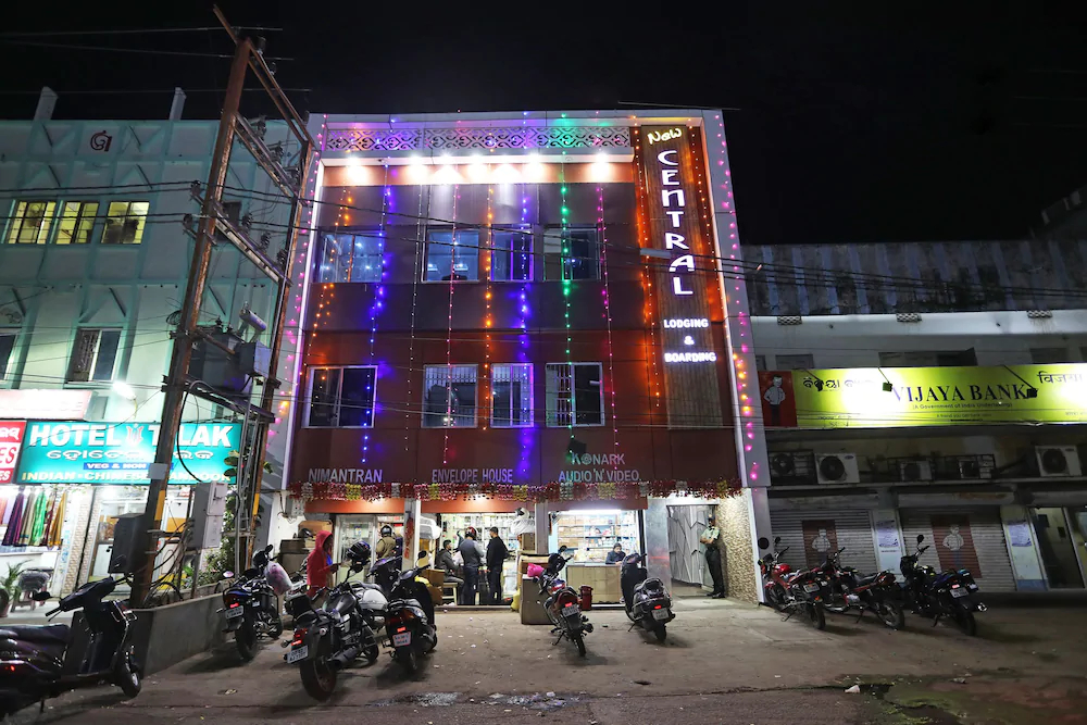 New Central By OYO Rooms