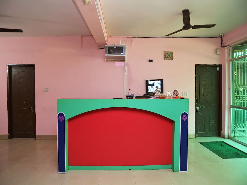 OYO 13624 Kapoors Plaza Guest House