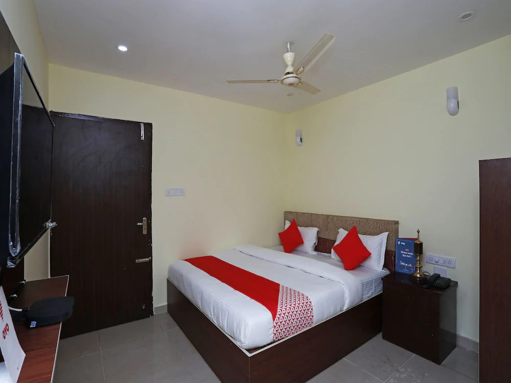 OYO 22510 Ma Classic Inn