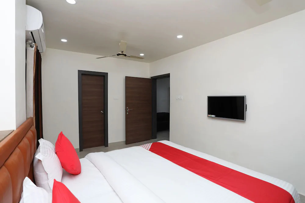 OYO 23251 Prime Residency