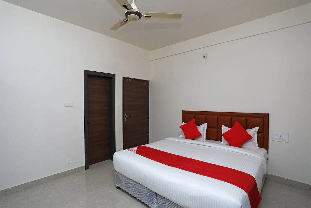 OYO 23251 Prime Residency