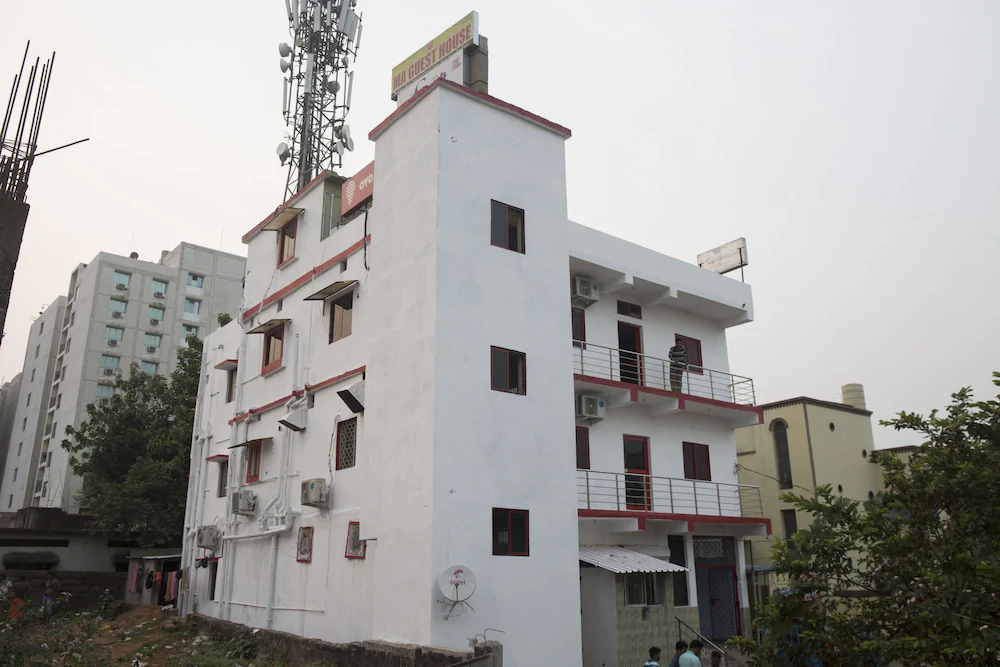 OYO 4720 Near KIIT University