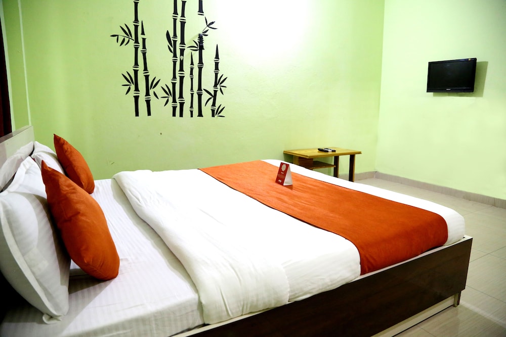 OYO 4720 Near KIIT University