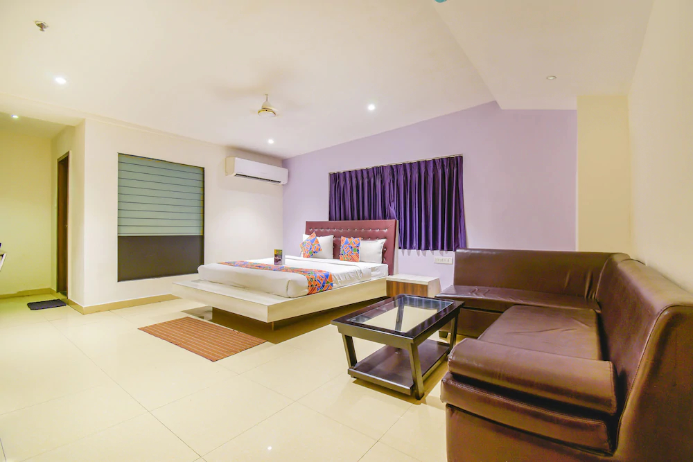 FabHotel Pentagon