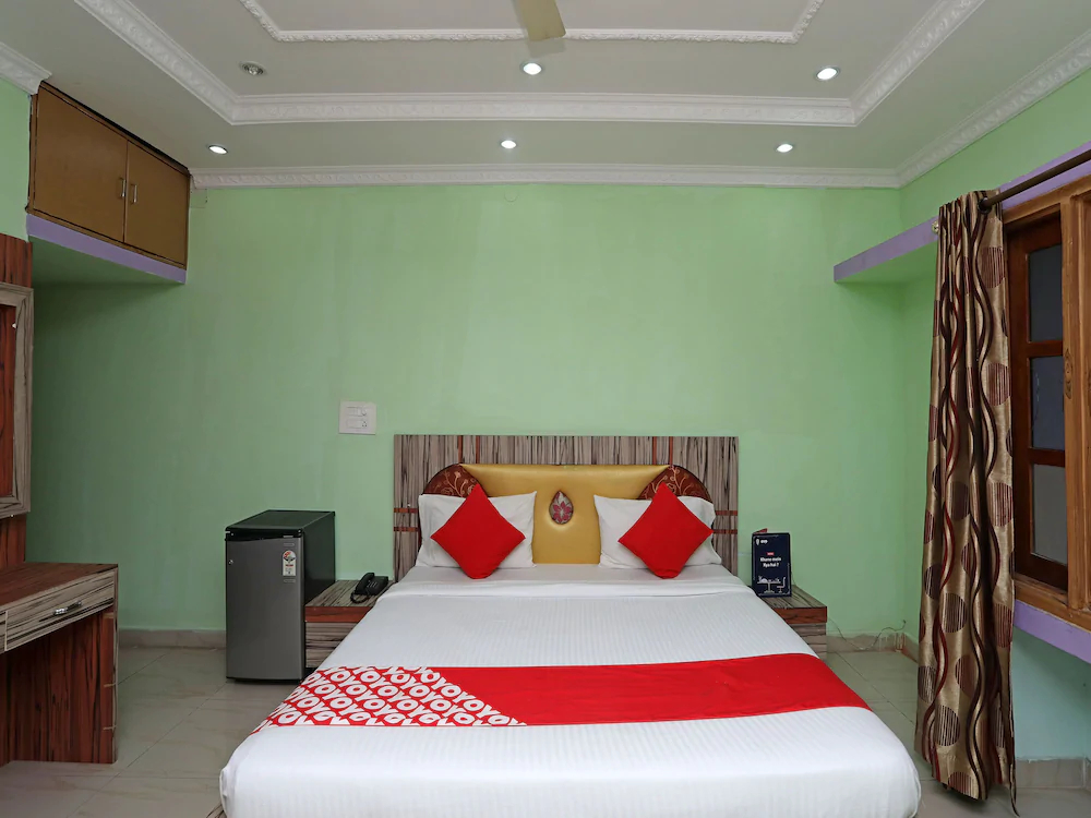 Priyanka Residency By OYO Rooms