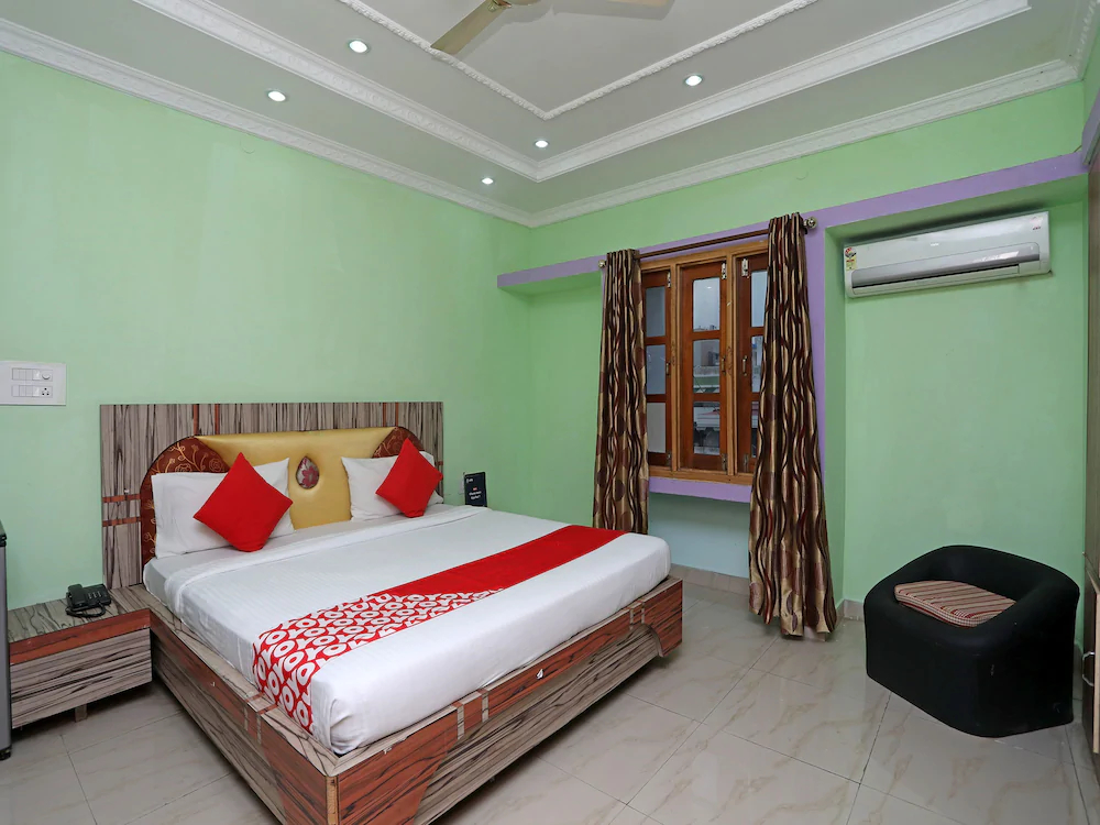 Priyanka Residency By OYO Rooms
