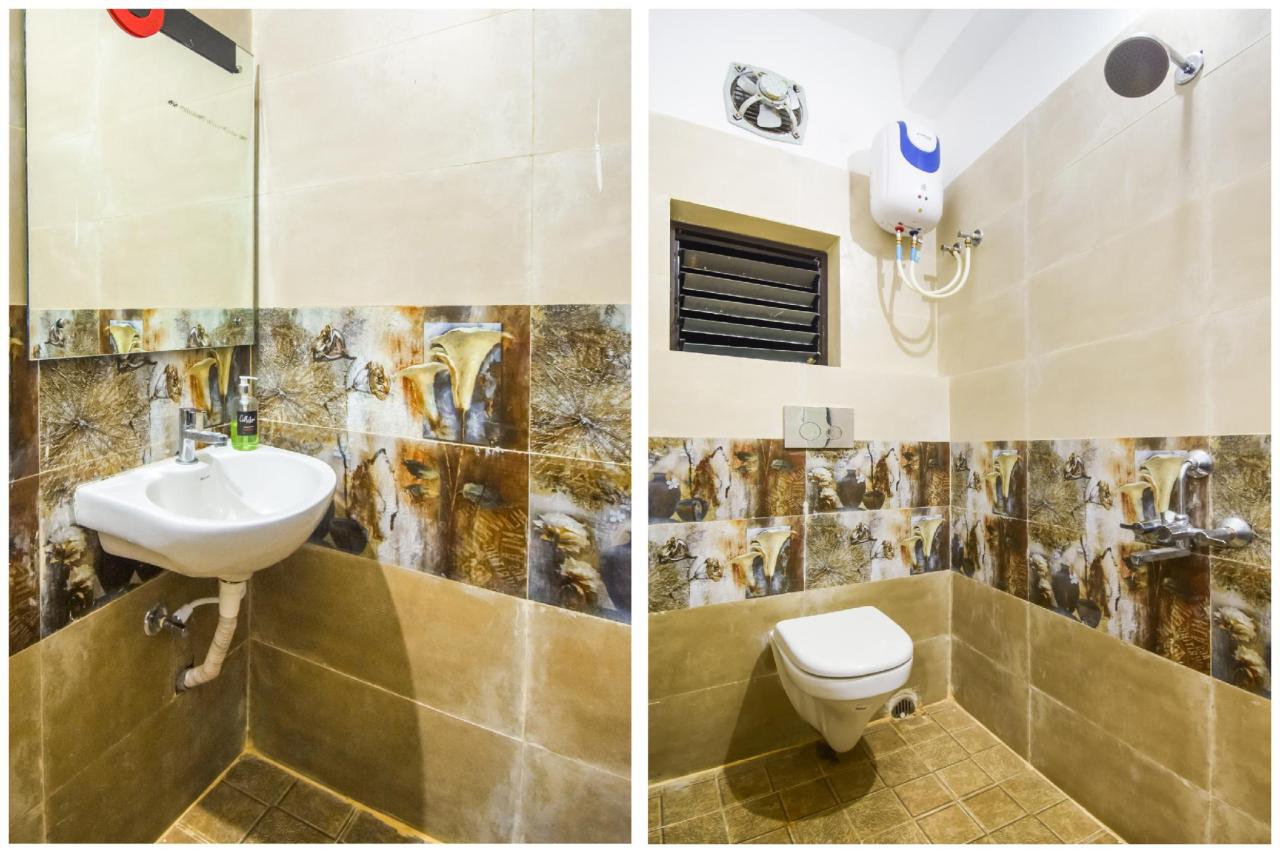 Red Velvet Premium by OYO Rooms