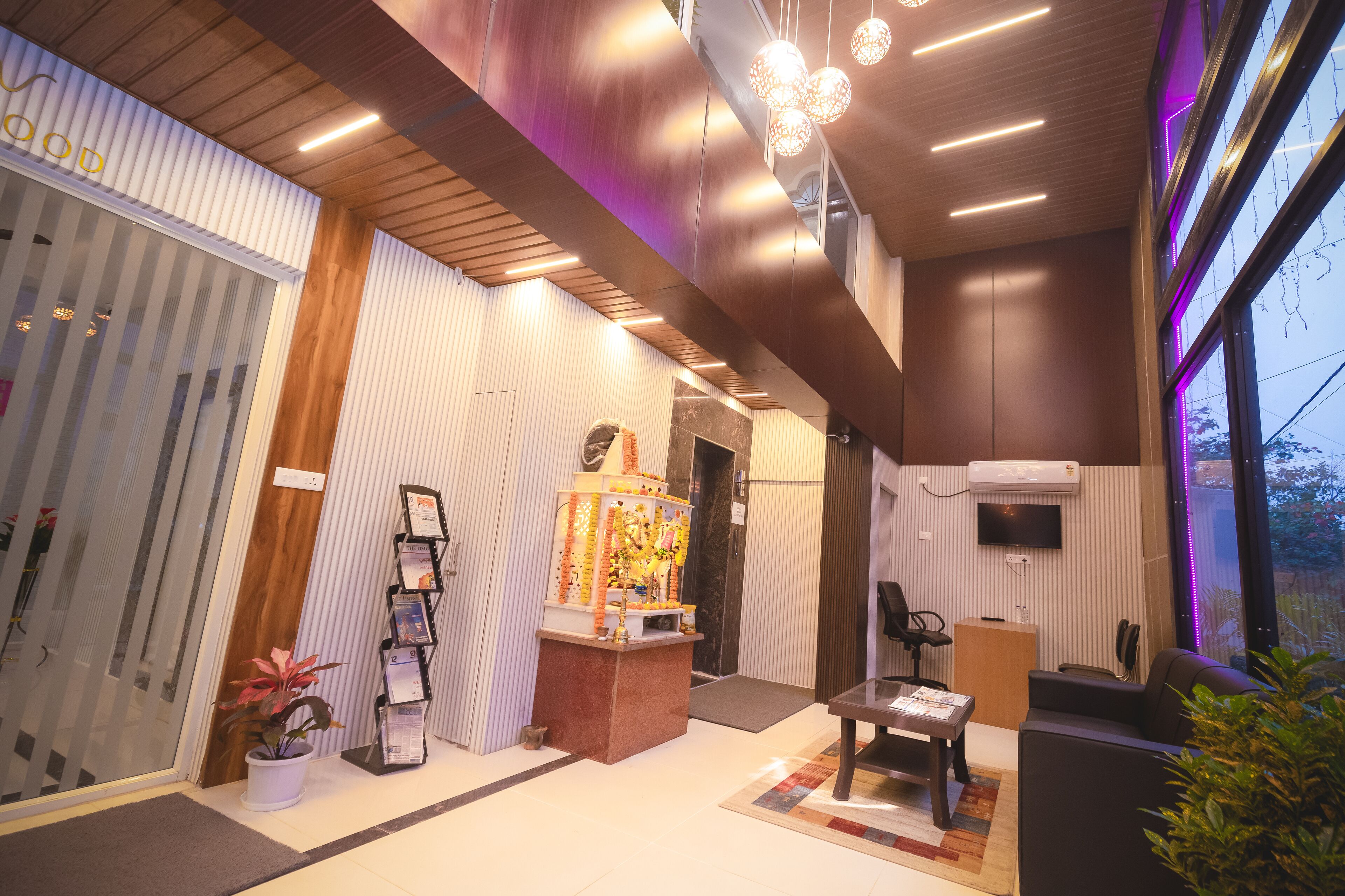 Rosewood Luxury Hotel